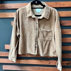 American Eagle Tan/Beige Corduroy Cropped Shirt Jacket shacket. Size S